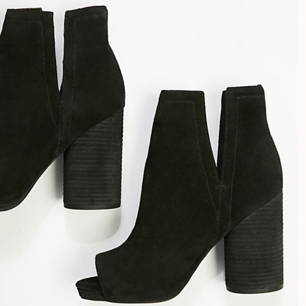 Infinity Heel Boot
